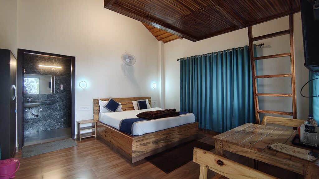 family_cottage_kumaoni_karavan_best_hotel_1