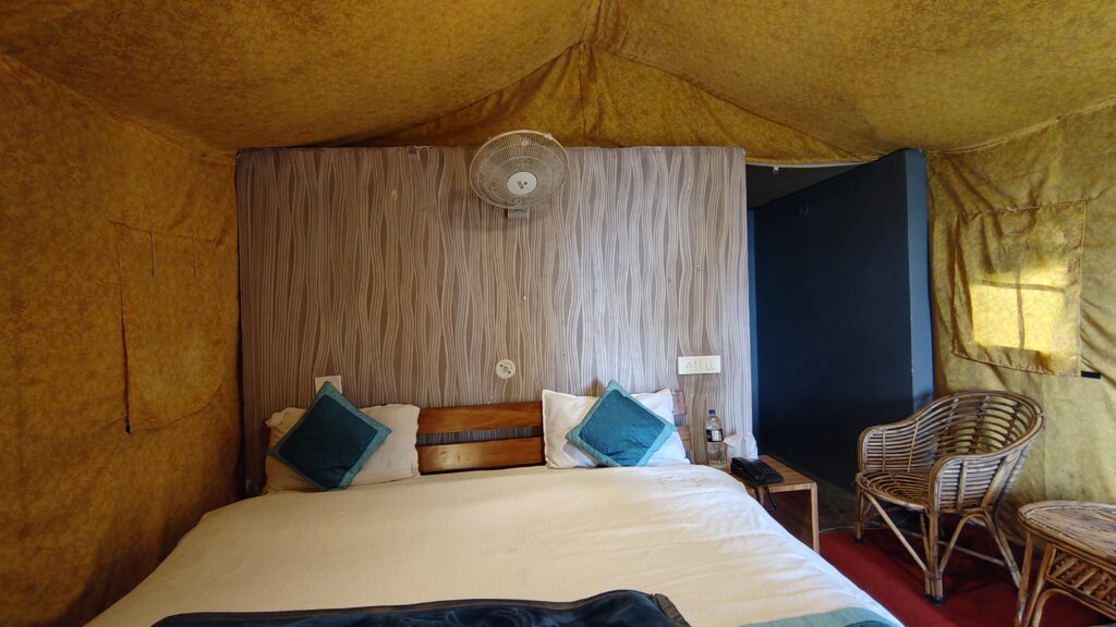 kumaoni_karavan_swiss_camp_cottage_2